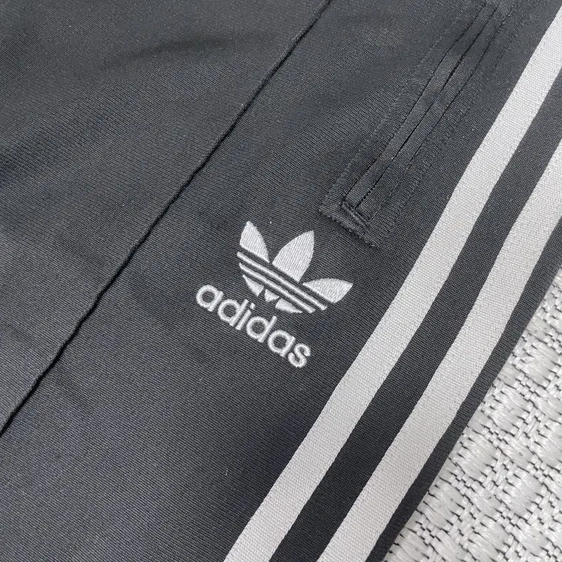 M ADIDAS 아디다스 바지