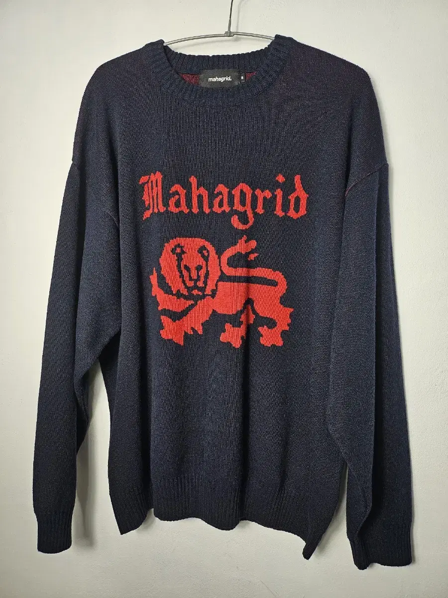 M Mahagrid Lion Knit Sweater