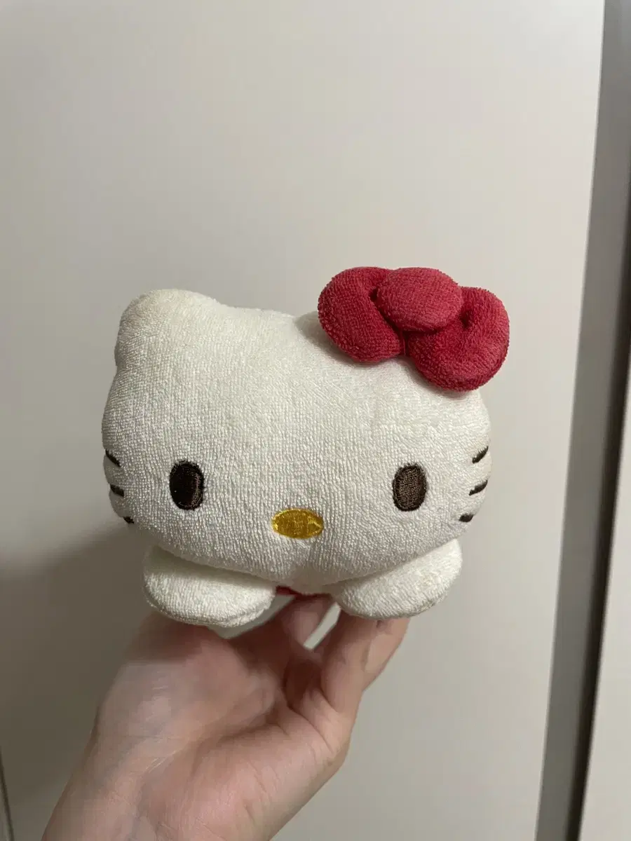 Classic Kitty Wrist Cushion