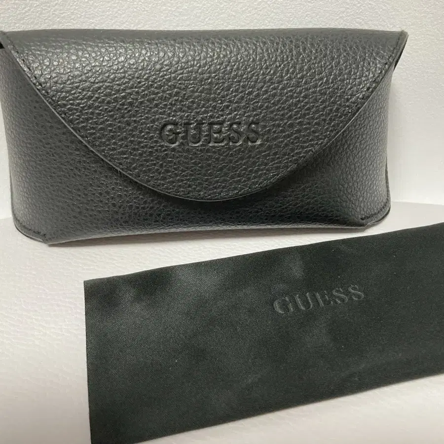 [새상품] guess 게스 선글라스 케이스