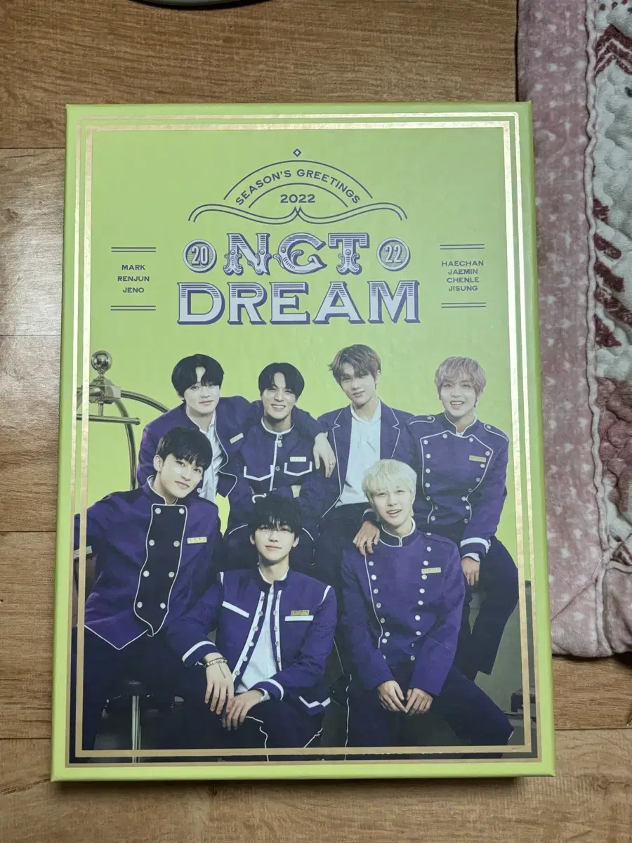 Quick sale!!)) nct dream 2022 season's greetings full set photocard inclusive