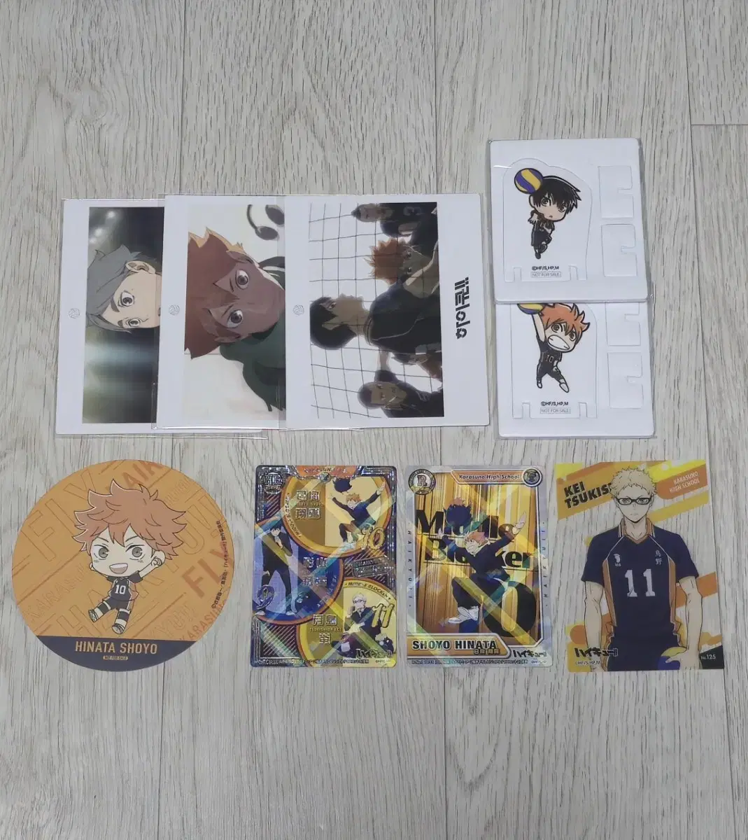 (Sale) Haikyuu Collaboration Cafe, pop up Hinata, Kageyama, Sugawara, Tsuki Island