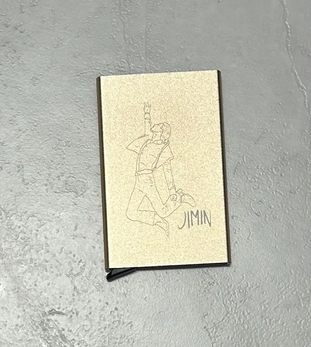 Jimin Metal kard sells wallets