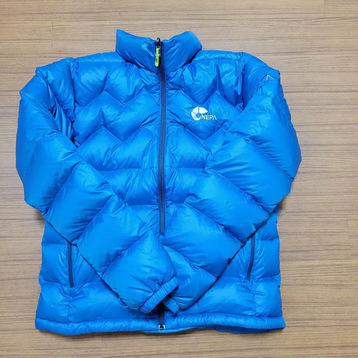 Nepa blue padding 95