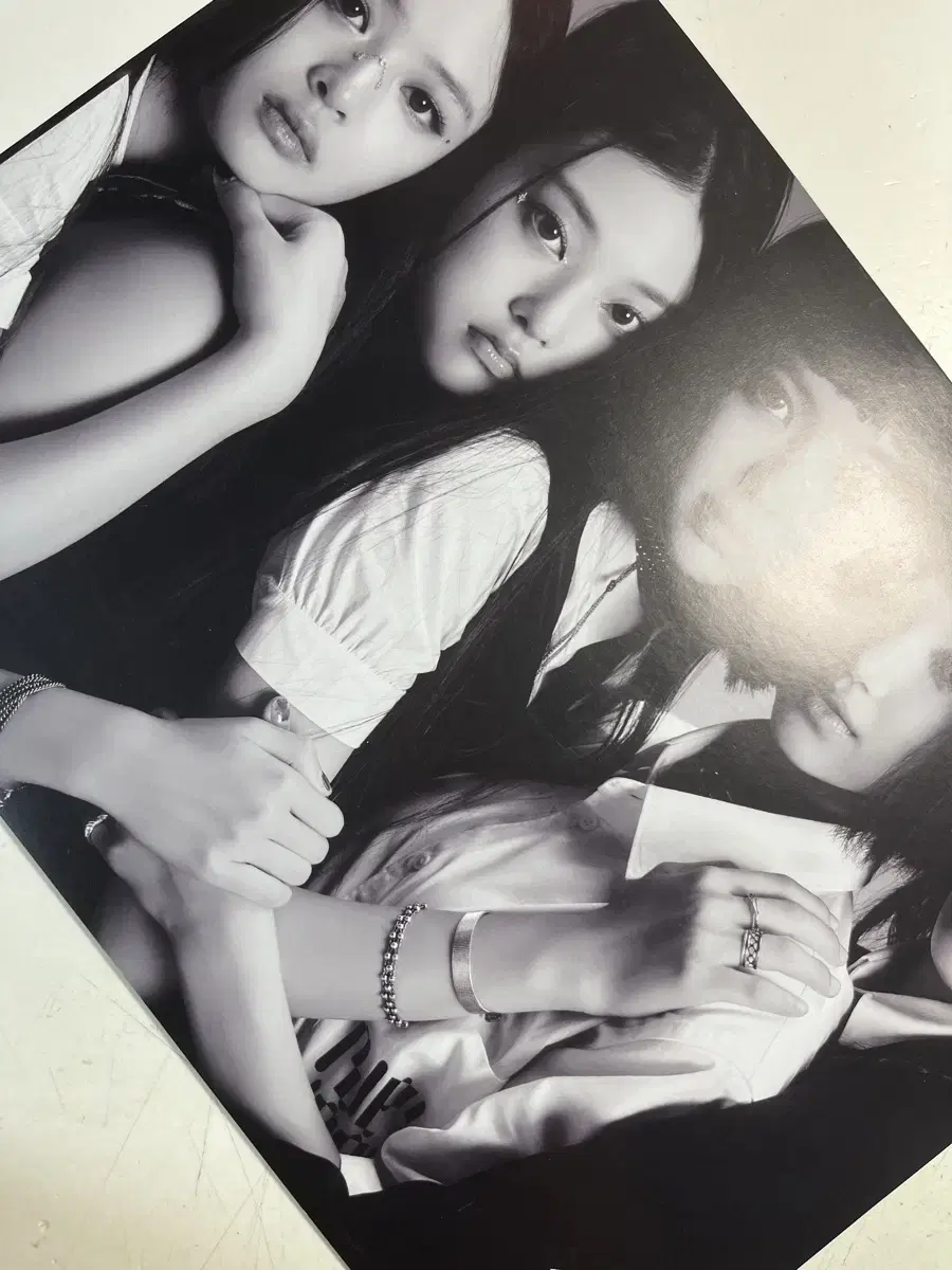 New Jeans Bluebook photobook sell bluebook hanidanihaerinhyeinminji