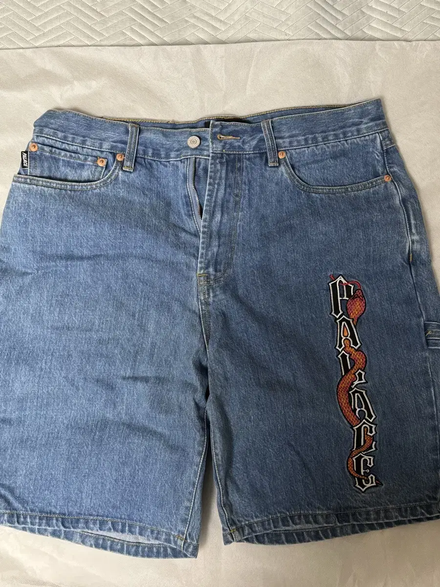 Pallas Snake Logo Denim Shorts Jeans Vahn 32