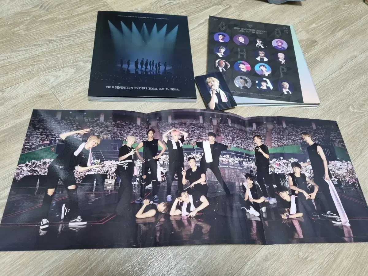 CD seventeen Arena Concert