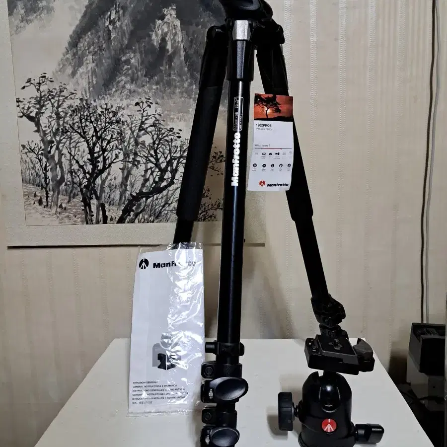 Manfrotto 190XPROB  +488RC2  BALL HEAD