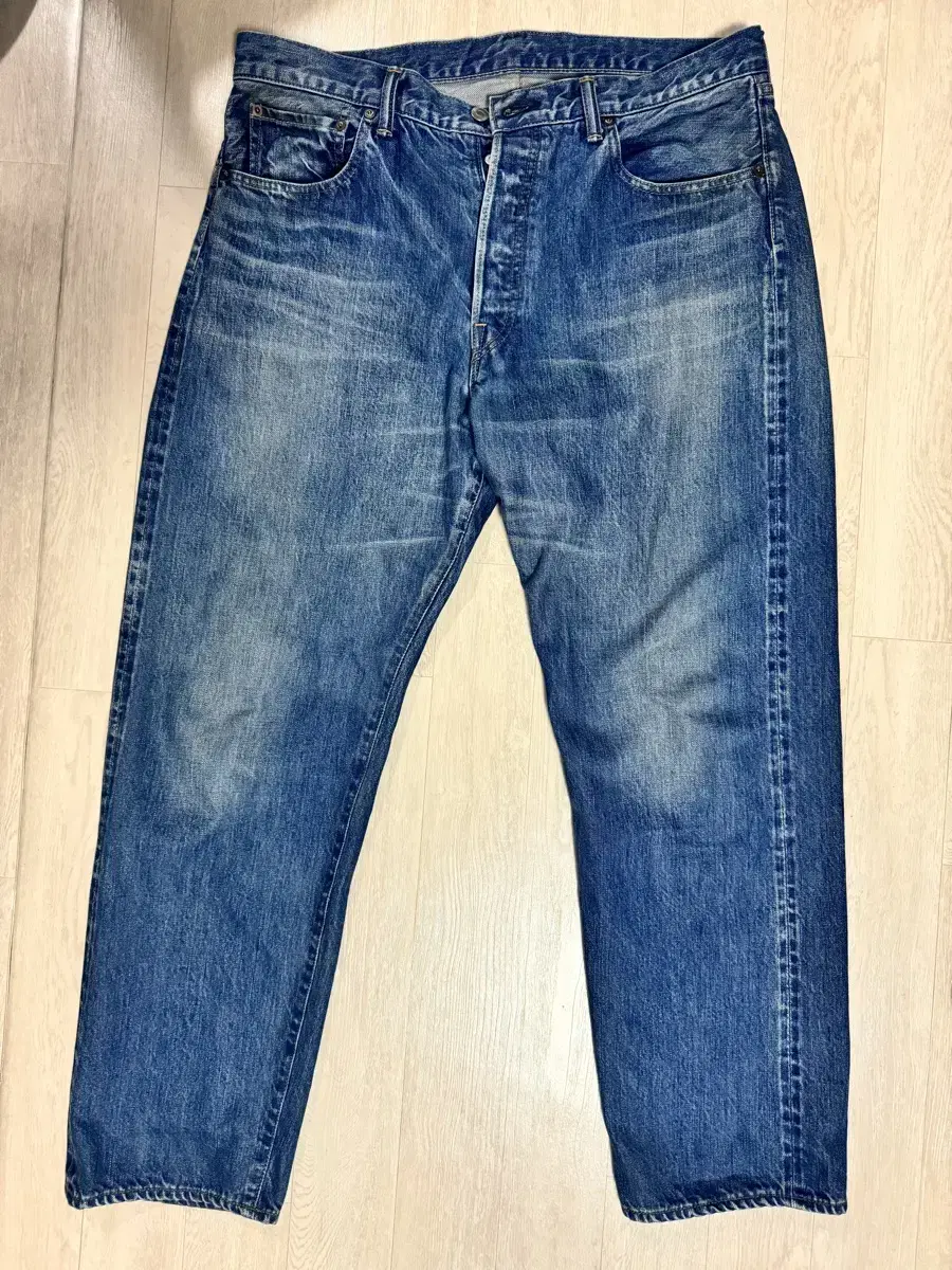 [36] Apres-Season Washed E Bleached Denim