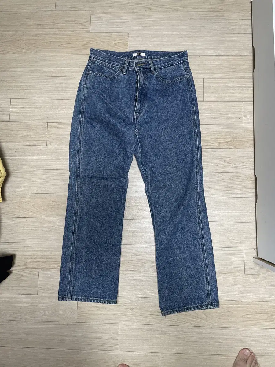 Uniqlo U Stonewashed Denim 29