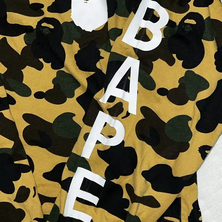 베이프 BAPE 슬리브 L 황계