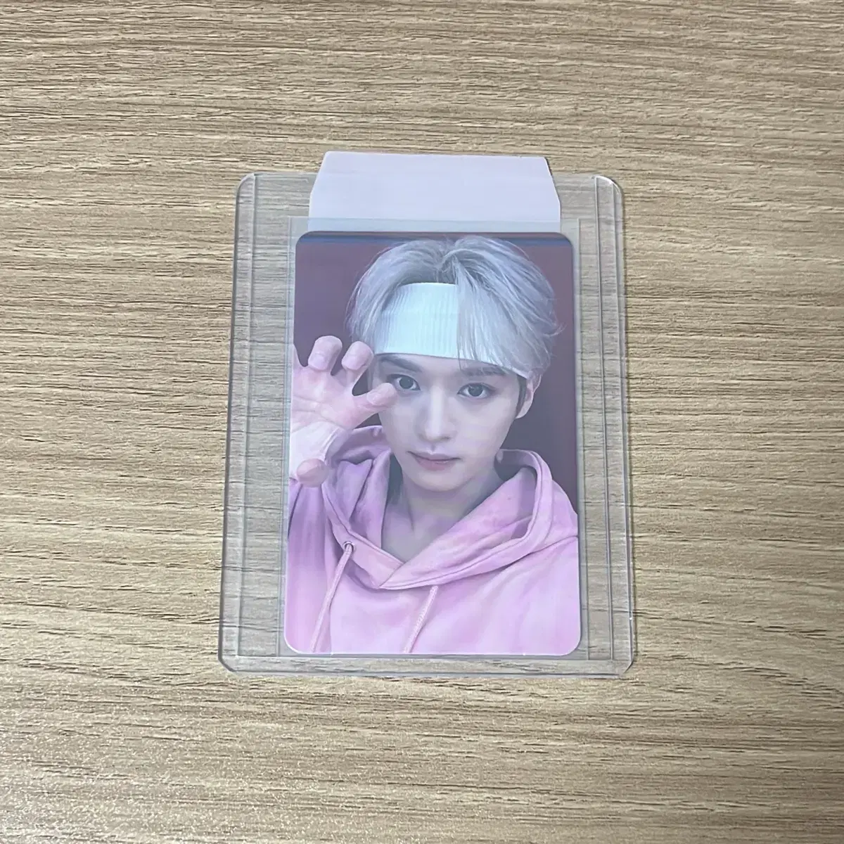 Straykids lee know Maxident Kesasam CASE143 Weeks 1 broadcast photocard Wts.