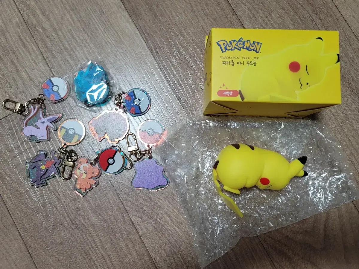 We sell Pokemon Pikachu mood lights and keyring bulk .