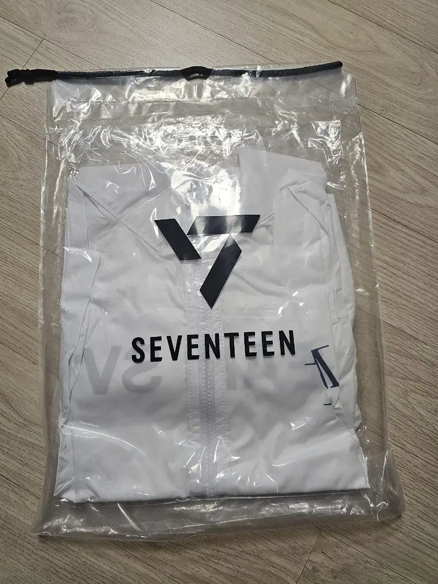 급처)Seventeen Son Goku mnet pre-record 역조공 바람막이 sells