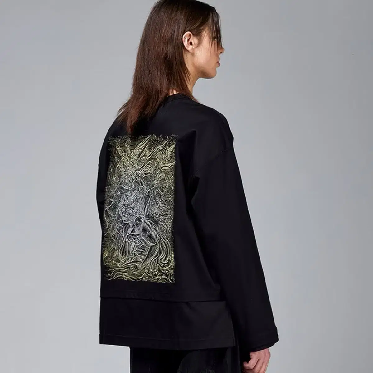 Songio Embroidered Collection Long Sleeve Black50