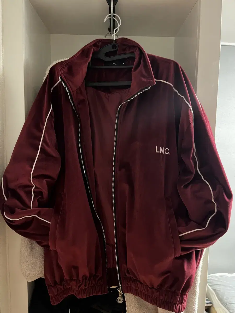 LMC Velour Tracktop Burgundy M