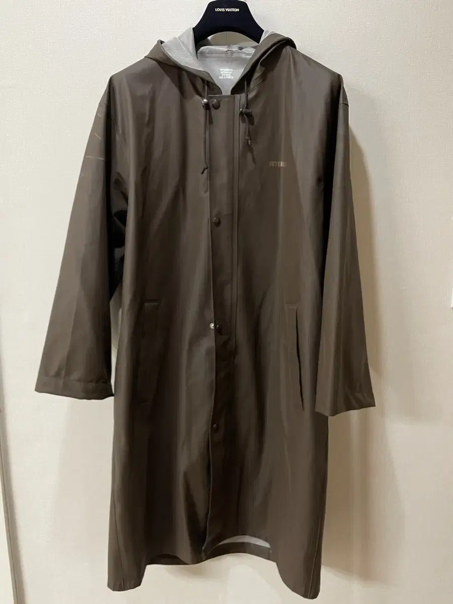 [OS] Vetements Raincoat Jacket