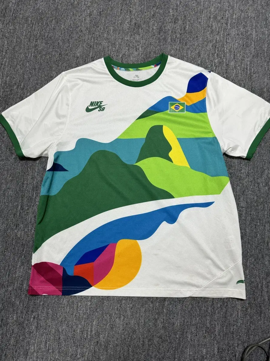 Patta x Nike SB Brazil Skating Olympic Team Shirt