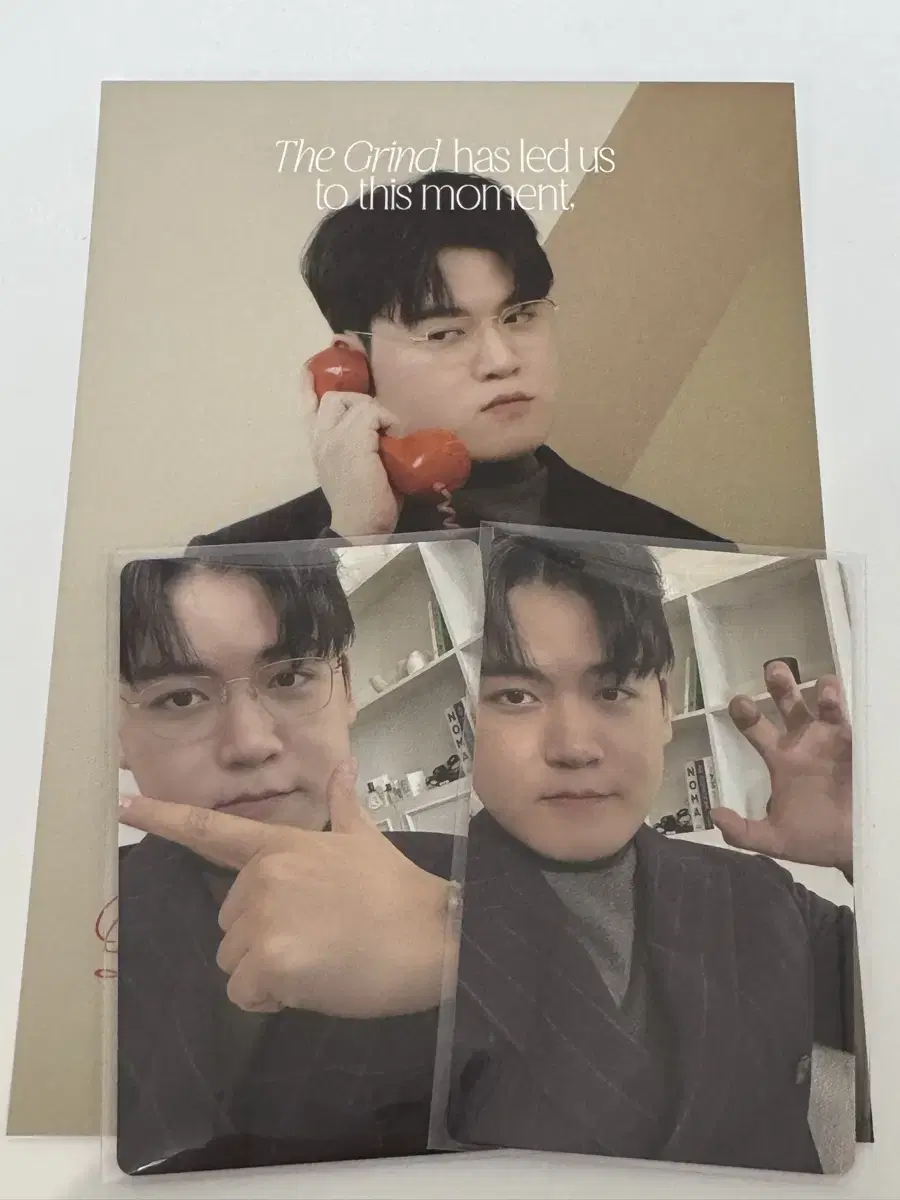 T1 Kuma Yushi seasons greetings photocard poster stickers