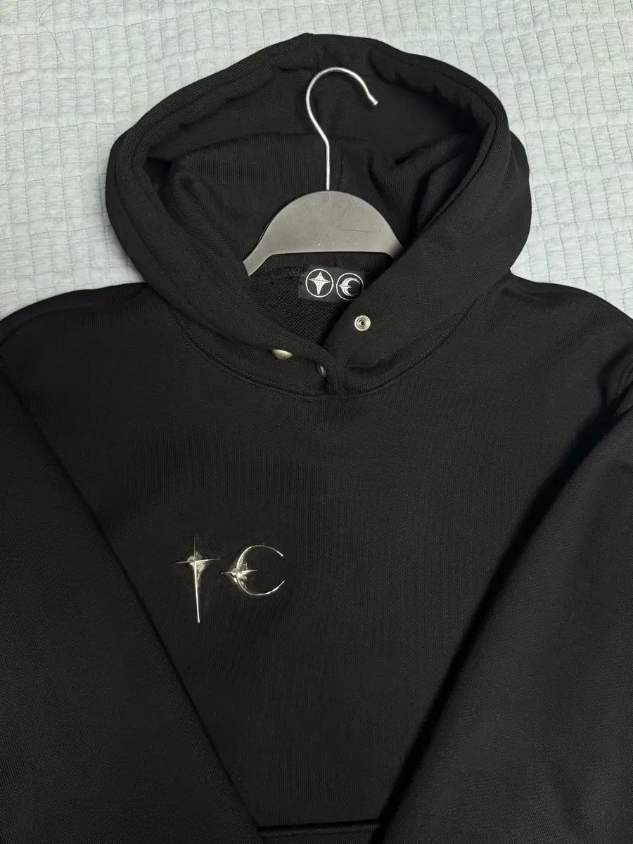 [1]Fugclub Armor Hoodie Black