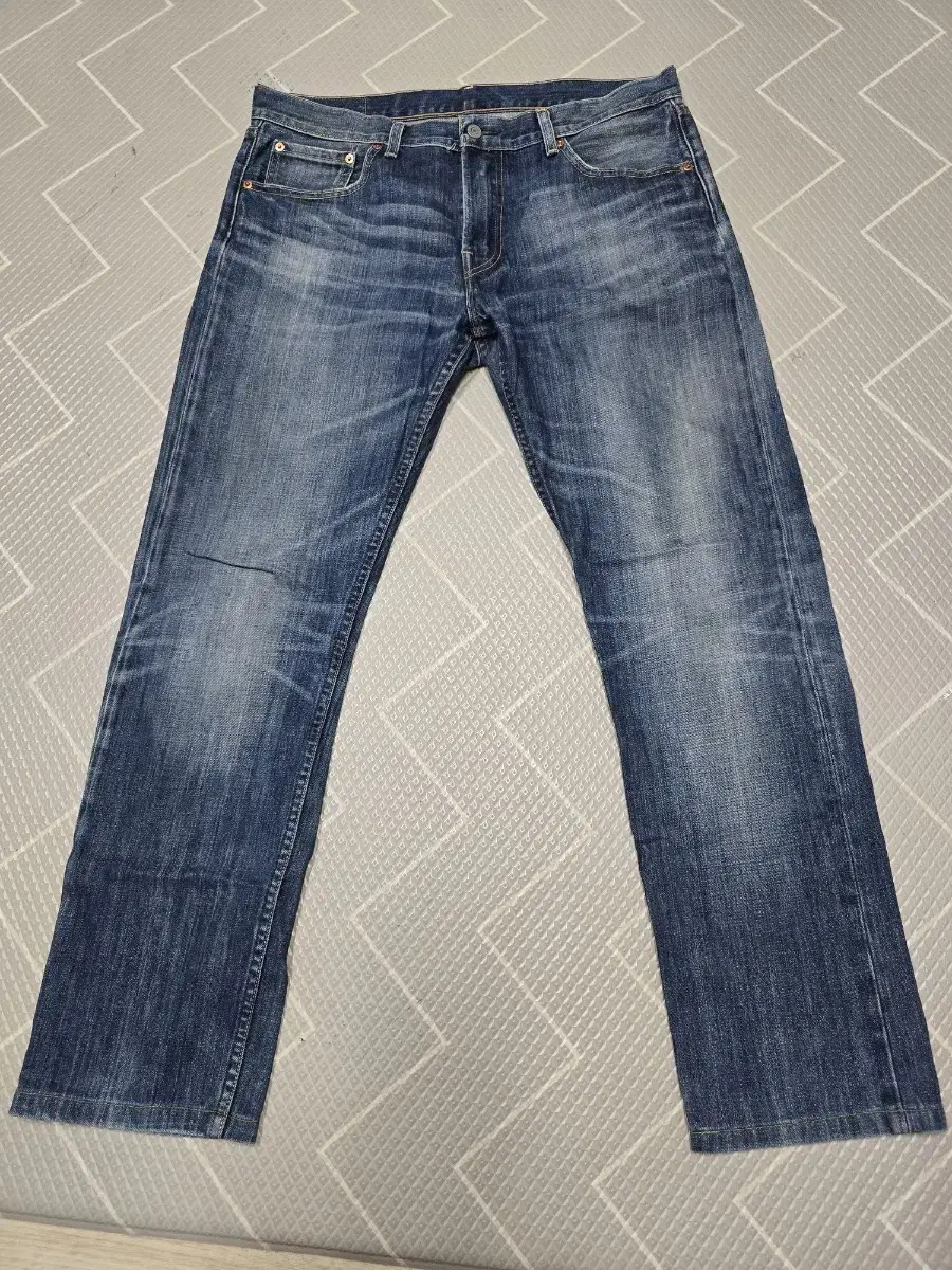 Levi's Vintage Redline 36