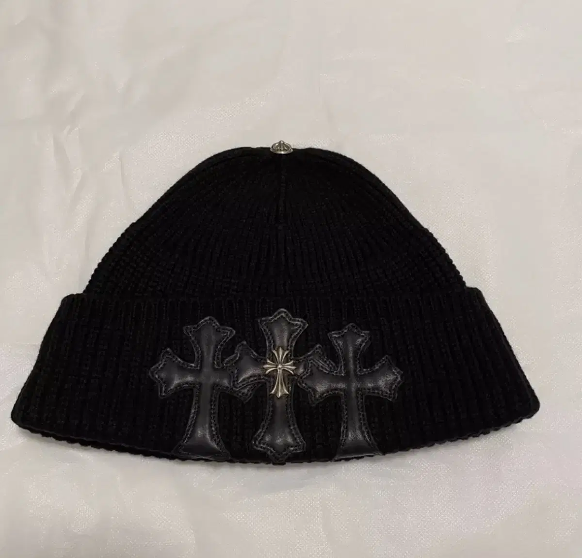 (Genuine) Chrome Hearts Cross Patch Charm Beanie New Product for Sale