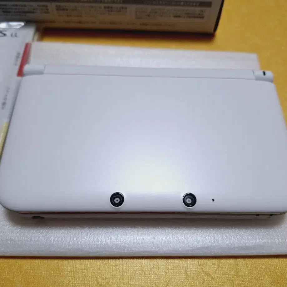 신품급 닌텐도 3dsll 3dsxl 화이트 박스셋 일본판 특A급 기스X