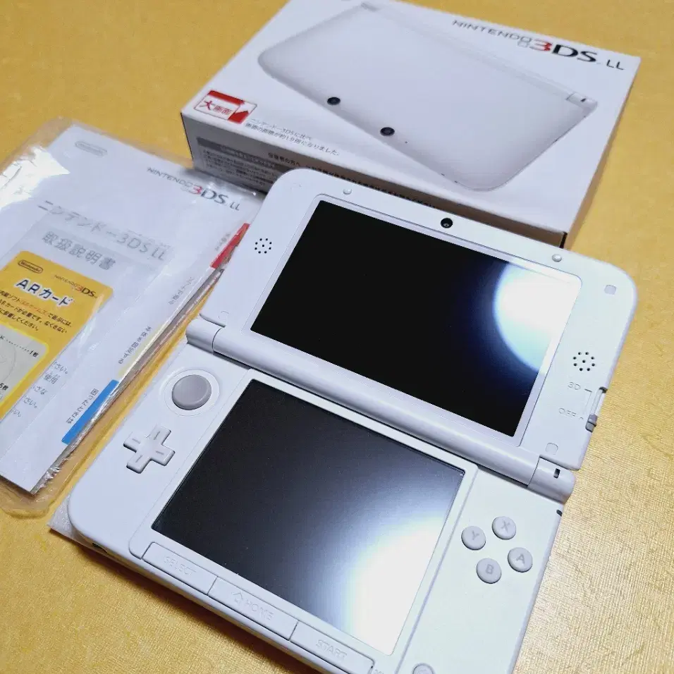 신품급 닌텐도 3dsll 3dsxl 화이트 박스셋 일본판 특A급 기스X