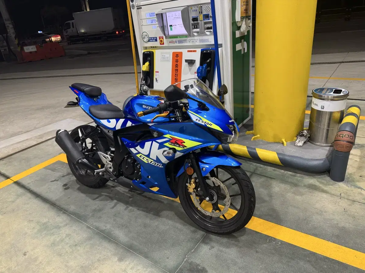 스즈키 gsx r125 gsx-r125 23년식 7천 블박2채널