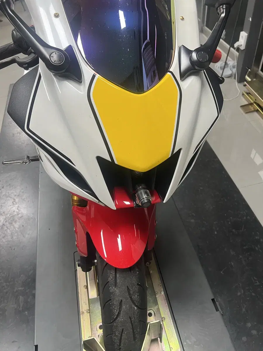 60주년 YZF R7 판매 및 대차 (폐지완)