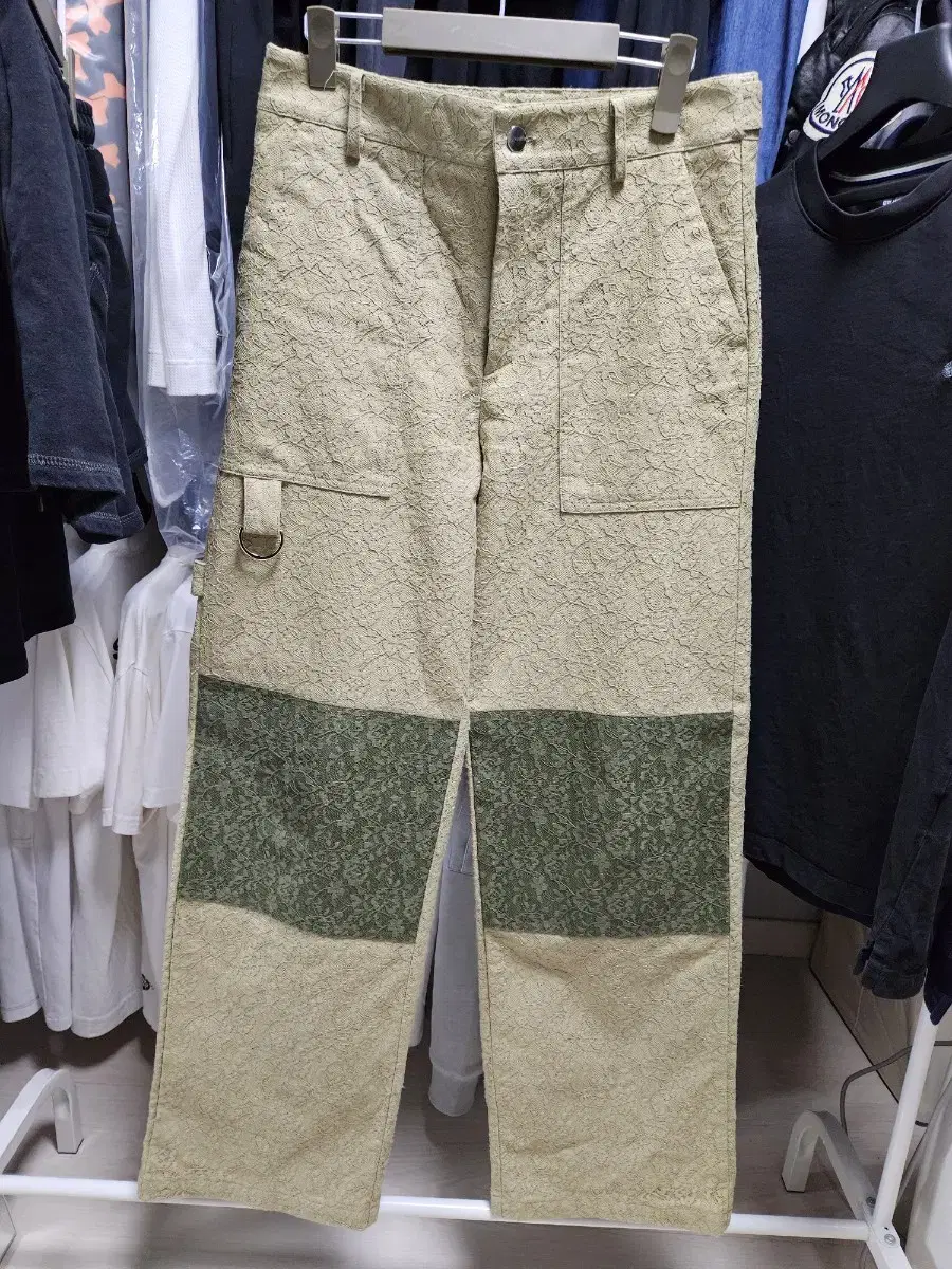 Division (di)vision pants