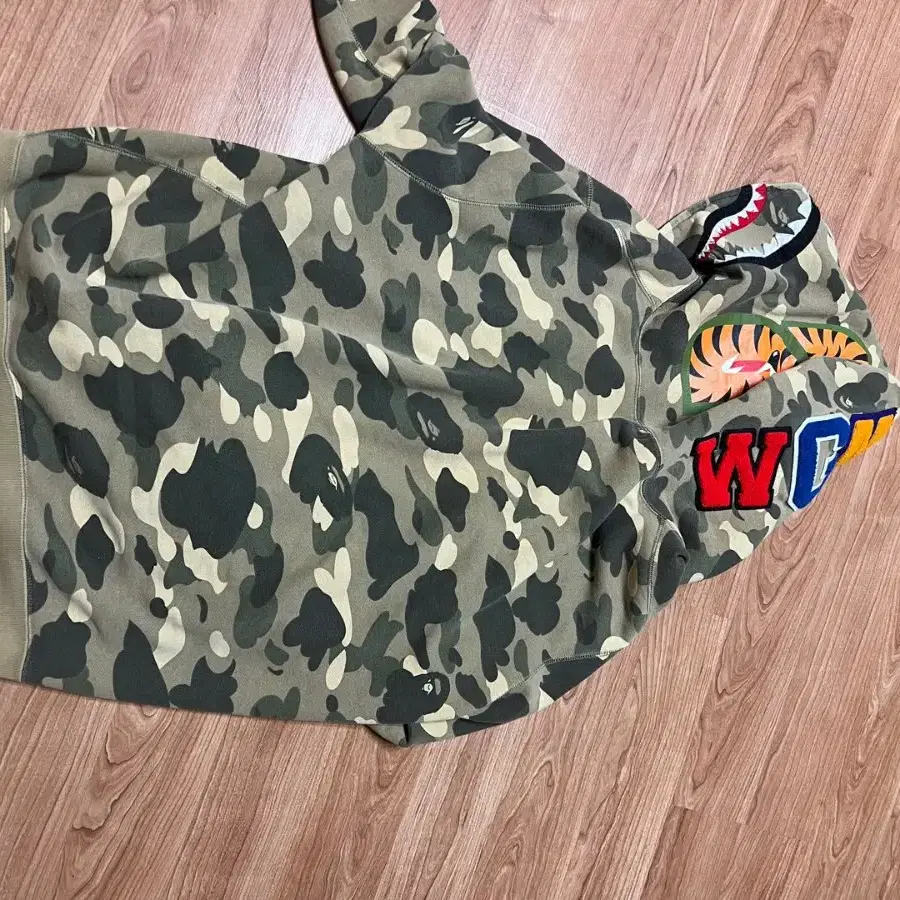 베이프 bape xxl 후드집업 판매합니다 (급처)