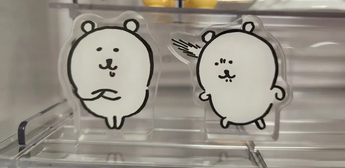 Joke bear dipping bear 10mm acrylic stand sounds delicious hmm?!