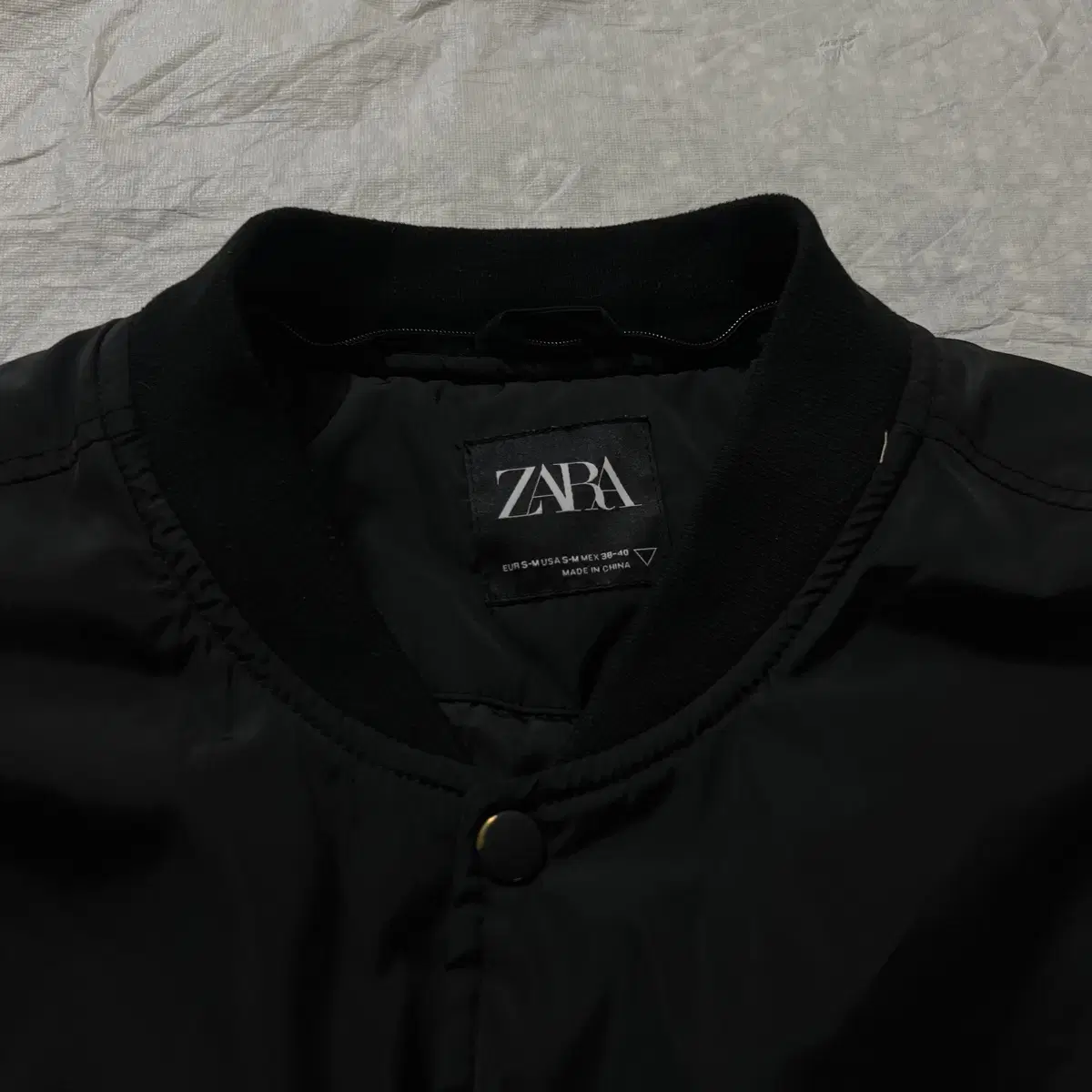 자라(Zara) 항공점퍼 블랙 M(추천 L~XL)