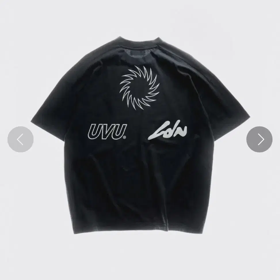 UVU LONDON 2024 T-SHIRT S size