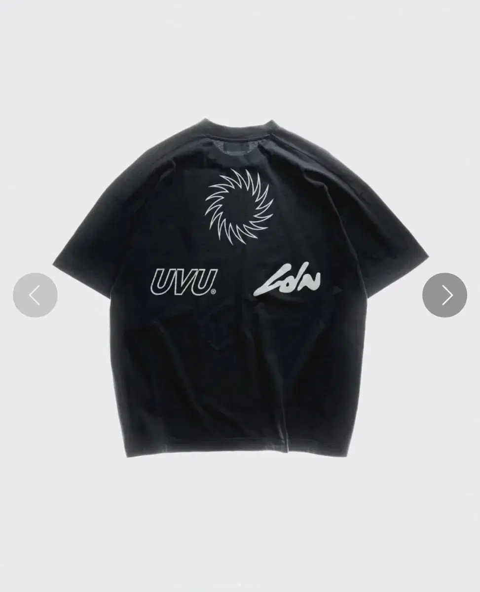 UVU LONDON 2024 T-SHIRT S size