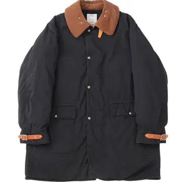 ファッションシーンで話題のこれから流行るブランド12選 visvim Collection 2024 Fall/Winter COAT（visvim KITE BLACK ジャケット・アウター
