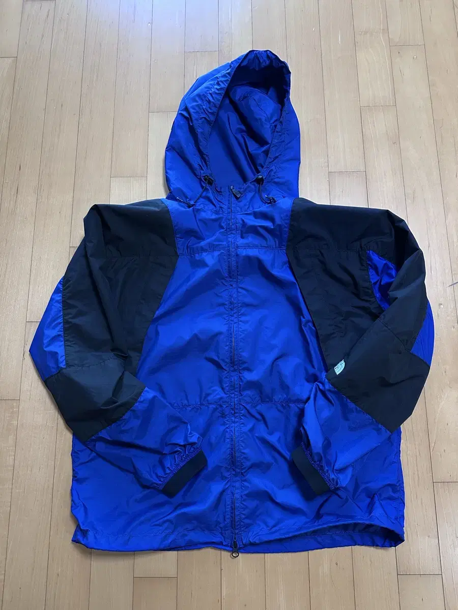 Nanamika The North Face Perflabel Windbreaker L