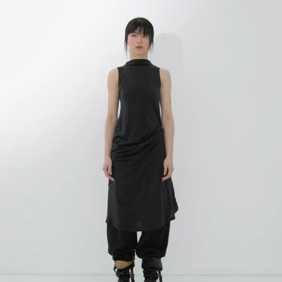 repos SHIRRING SLEEVELESS DRESS (BLACK)