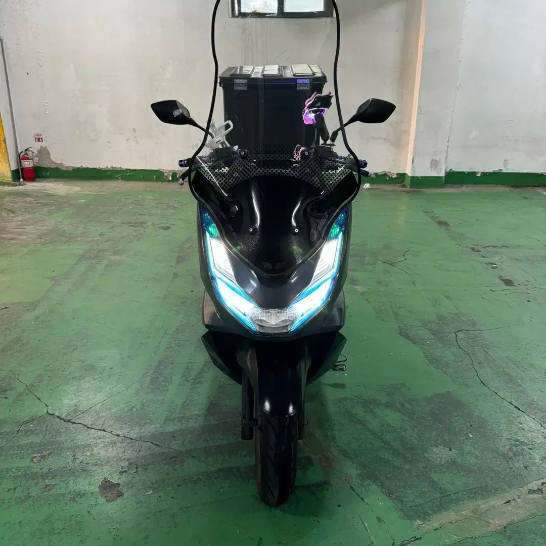 혼다)관리최상 pcx125 abs 배달 풀 세팅 저렴하게 판매합니다!!