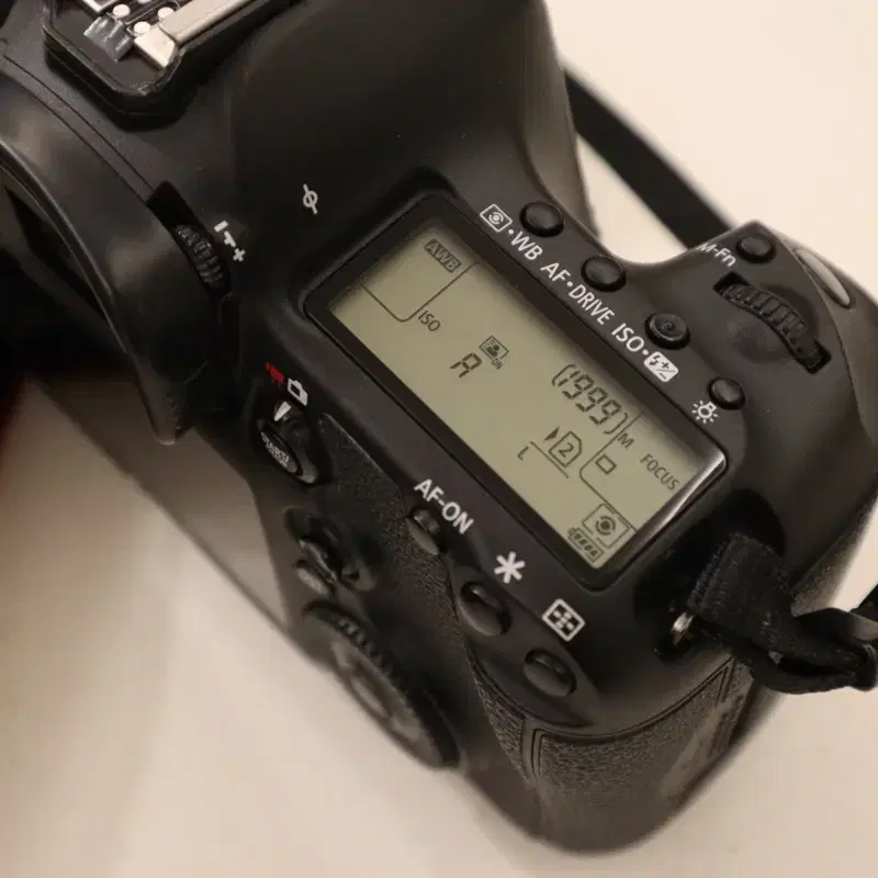 캐논 EOS 5D Mark lll ( 오두막 마크 3) 풀프레임DSLR