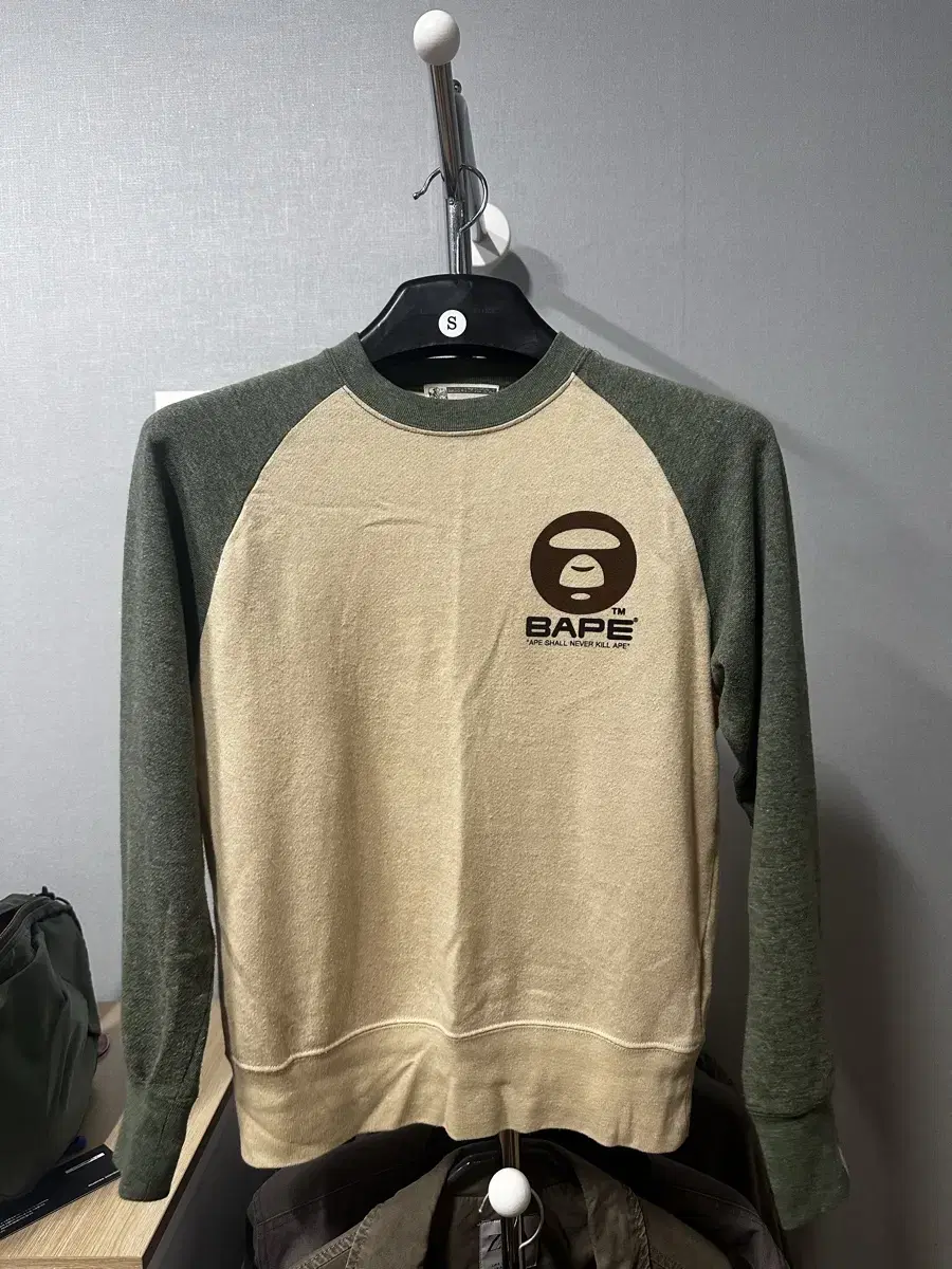 Vape Aape Long Sleeve Knit