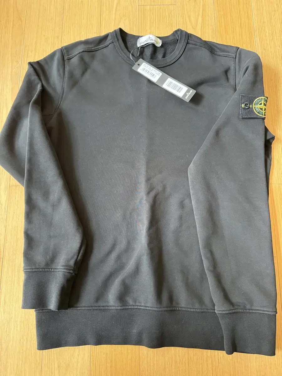 Stone Island Barefoot M in mint condition