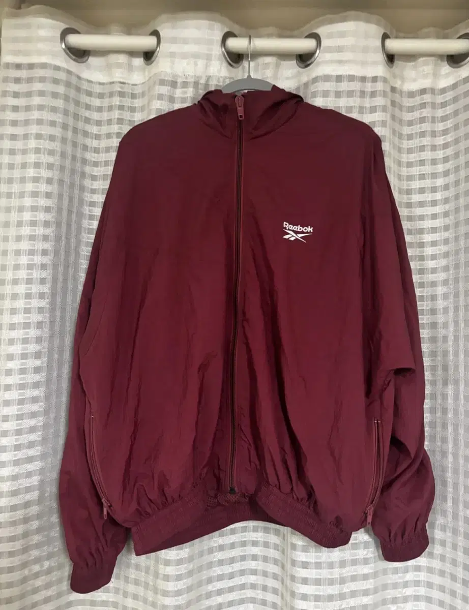 Reebok Oversized Track Jacket in Burgundy for Men Size S