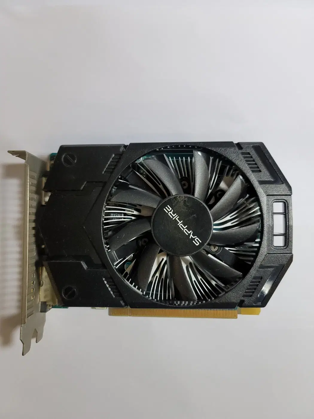 이엠텍 라데온 HD 7770 D5 1G 그래픽카드