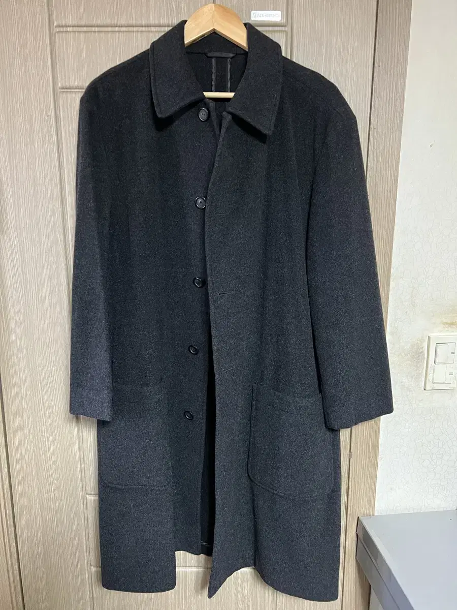 Dunhill wool and cashmere coat size M95