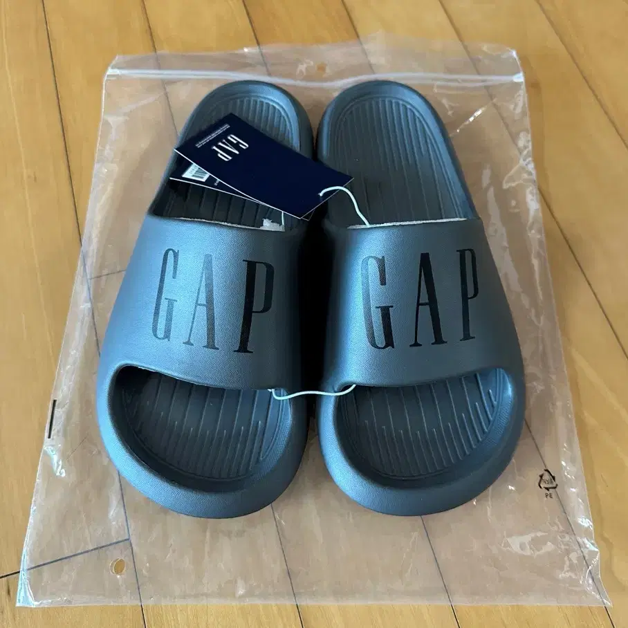 GAP 갭 슬리퍼 그레이 260