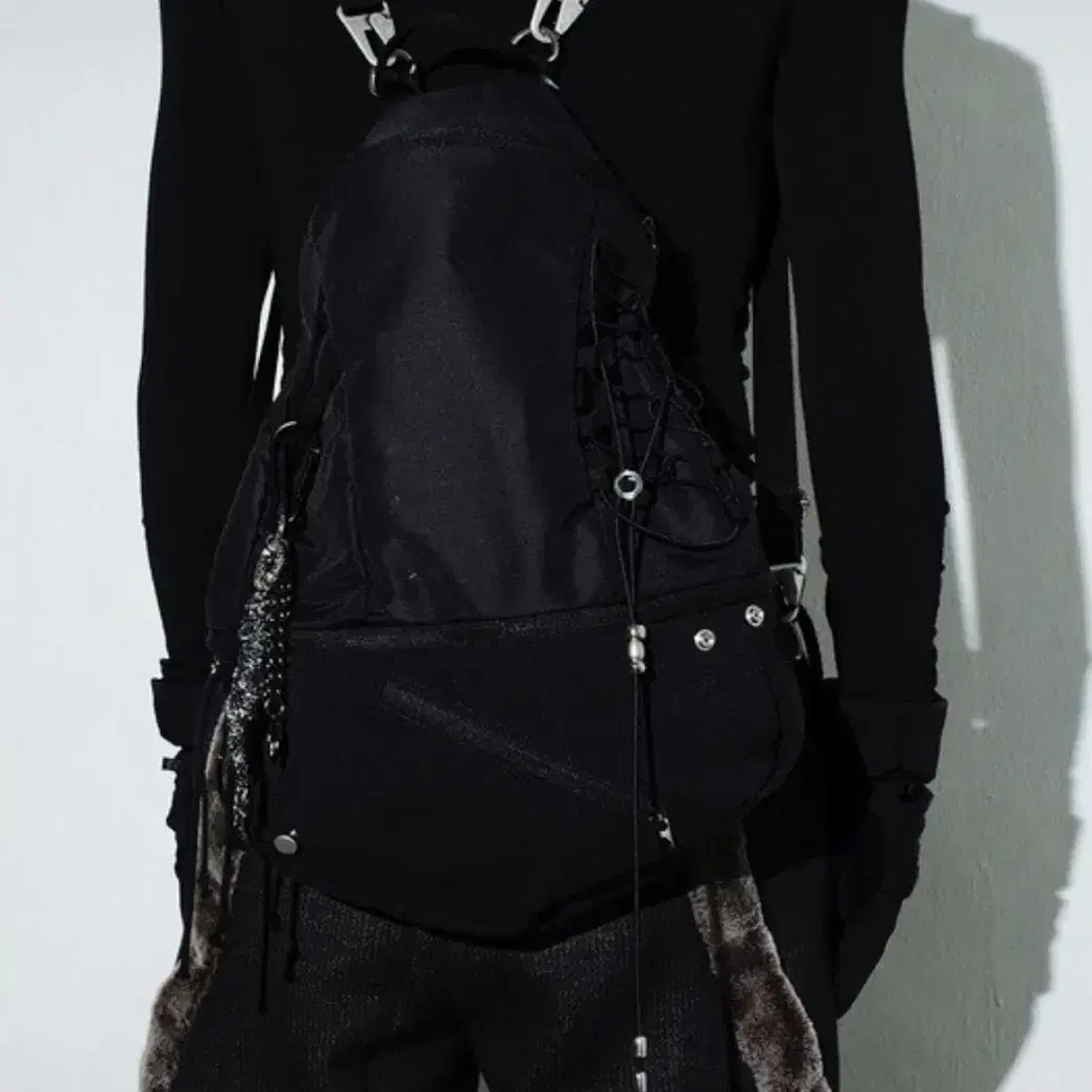 오호스Detachable Shoulder Backpack / Black