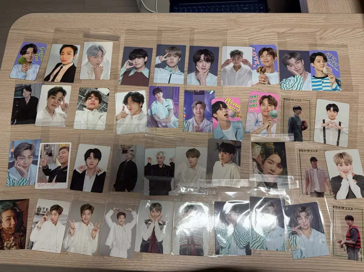 BTS photocard bulk WTS (including pre-order benefits, flaws)