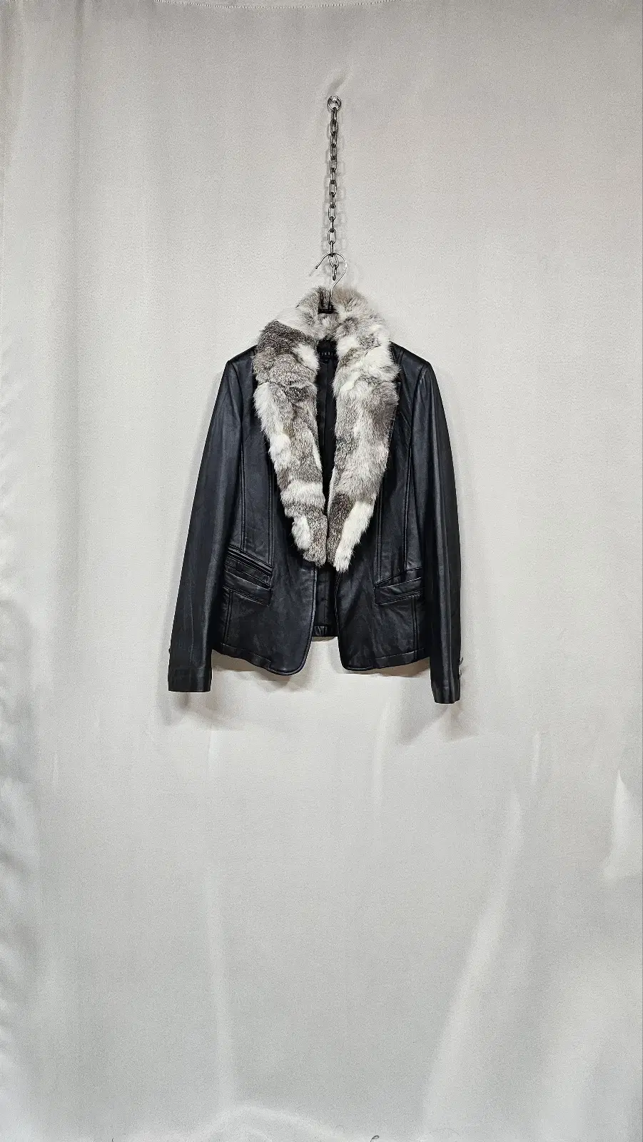 Tomboy Sheepskin Jacket (Black)